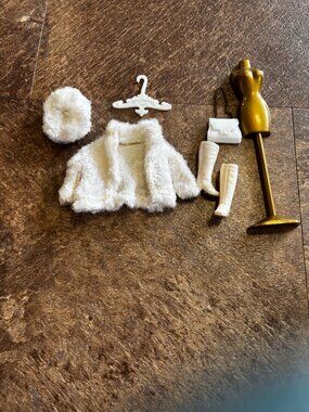 Topper Dawn doll clothes Furbulous Fake 821